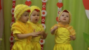 Песня "Вот они какие" на утреннике 8 Марта 2018 в яслях Муз рук Максюта Г В