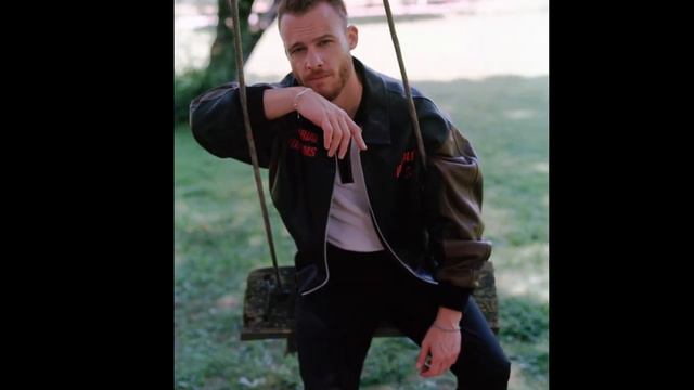 Kerem fought with the reporters when they asked love questions to Hande! смотреть онлайн