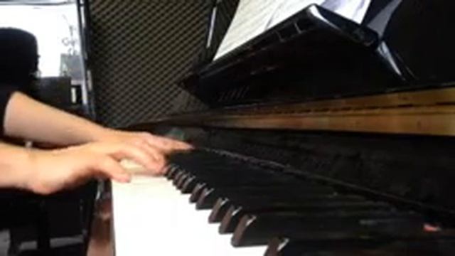 Moon river easy piano cover / Лунная река легкие ноты фортепиано смотреть онлайн