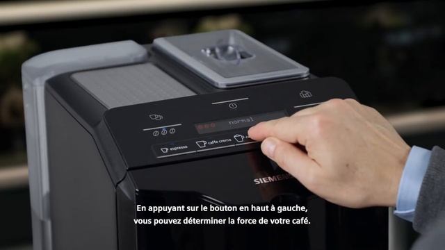 Comment créer une mousse de lait parfaite avec votre machine à expresso Siemens EQ.300 ? смотреть онлайн