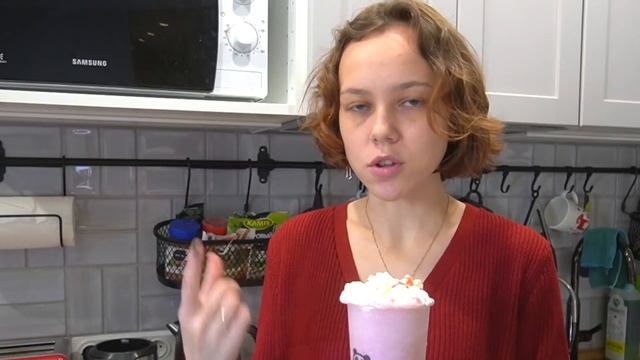 Мучаю блендер ради смузи-боула и фраппе ? смотреть онлайн