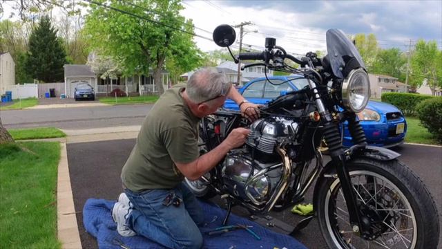 AIS / Evap deleat kits install on Royal Enfield 650 смотреть онлайн