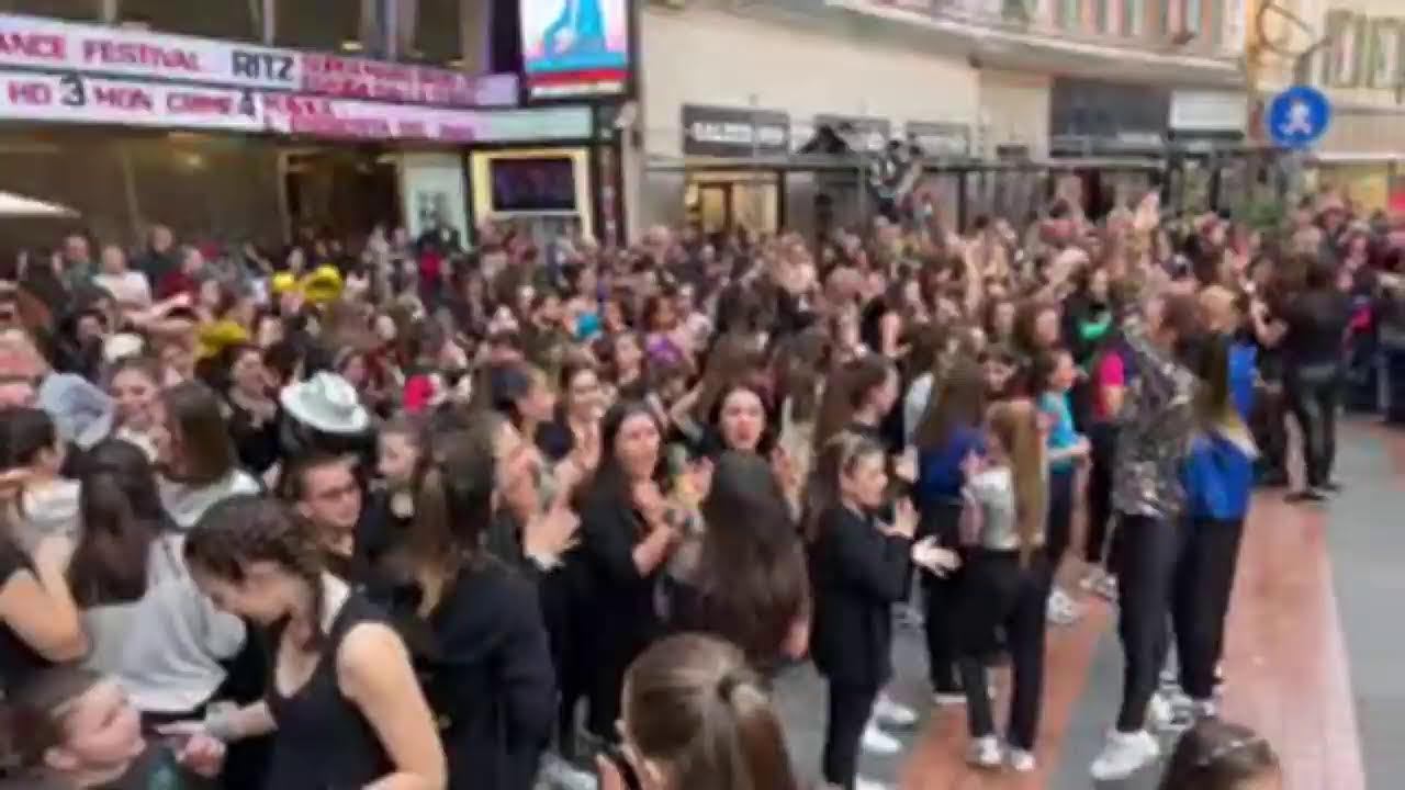 Санремо все танцуют!