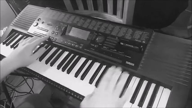 Beatelmania story Yamaha PSR 320 cover 2021 dance version смотреть онлайн