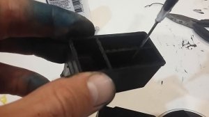 Принтер не печатает или печатает с полосами. Заправка струйного картриджа.