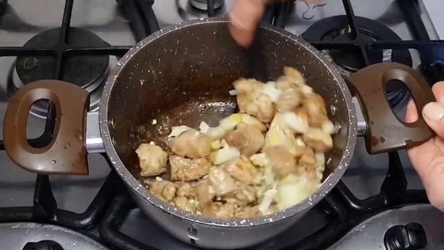 Универсальная_ПОДЛИВА_С_МЯСОМ_только_меняй_гарнир..mp4 смотреть онлайн