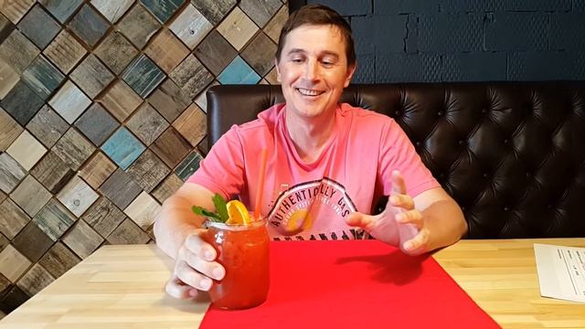 Бар Locals. Михаил Лапушинский смотреть онлайн