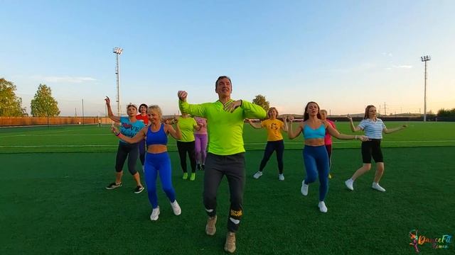 Solo - Blanka@DanceFit смотреть онлайн