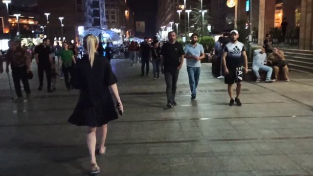 Night Tour Of The Sightseeing Centers Of Yerevan Armenia