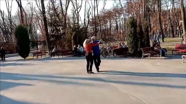 МЫ ВЛЮБЛЕНЫ!!!И МЕЖДУ НАМИ ЭТО❤💋💃 смотреть онлайн
