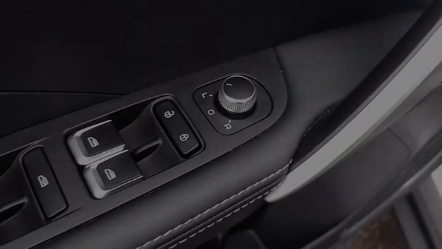 Geely Coolray '2021 смотреть онлайн