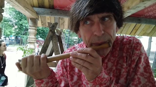 Необычные старинные музыкальные инструменты Руси. Колёсная лира. ๑۩๑ Фестиваль "Времена и эпохи". смотреть онлайн