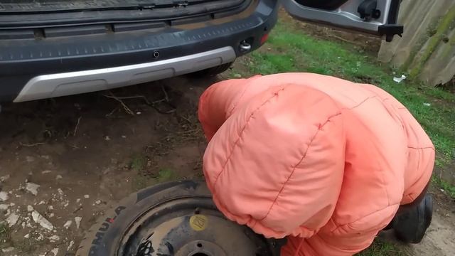 Наши руки не для скуки. Идут дожди, проколола колесо. смотреть онлайн