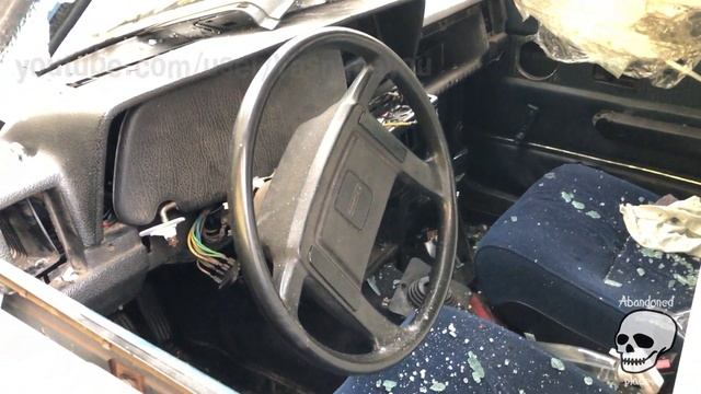 Abandoned Car Find In The City - Volvo 244 gl EXCLUSIVE смотреть онлайн