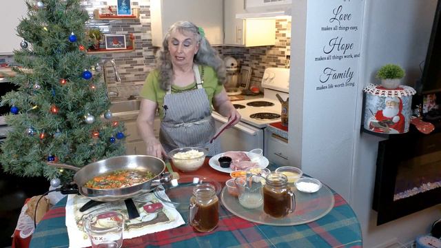 "Swiss Pork Chops" | Red Cardinal Kitchen смотреть онлайн