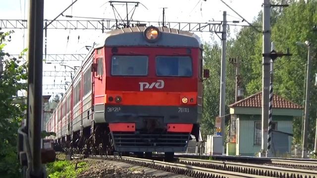 Электропоезд ЭР2Р-7018 сообщением "Можайск - Москва Белорусская" смотреть онлайн