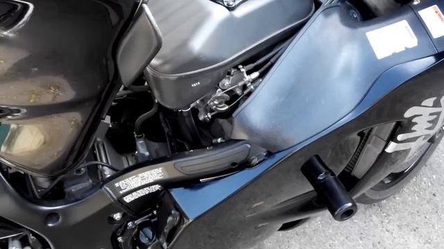 натяжитель и цепь ГРМ, устранение шума на Suzuki Hayabusa смотреть онлайн