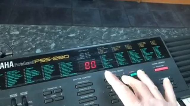 Yamaha portasound PSS-280 смотреть онлайн