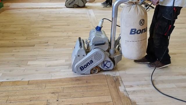 Dustless Floor Sanding With Bona Sander смотреть онлайн