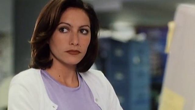 "Их поменяли телами" (1996)_обезьянка по клаве смотреть онлайн