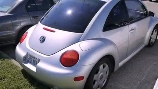 Used 2001 Volkswagen Beetle Louisville KY 40222 смотреть онлайн