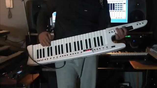 Pink Floyd ' Confortably Numb' Solo By Raffaele Santoro Roland AX 7 смотреть онлайн
