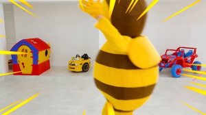 Крис и Мама Детская история про друзей пчёл