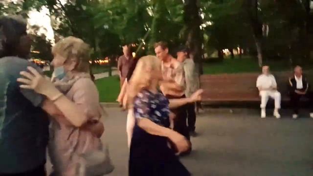 КАК БЫЛО РАНЬШЕ БЫЛО В САДУ ШЕВЧЕНКО!!! смотреть онлайн