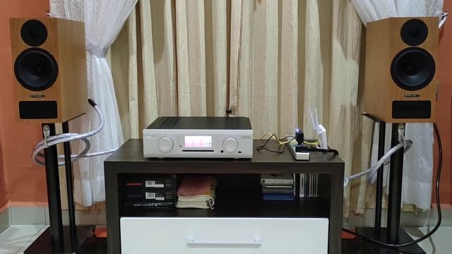 Musical Fidelity M6 Encore 225 with PMC Twenty 22 смотреть онлайн