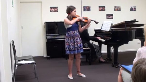 Ch. W. von Gluck "Melodie from Orfeo ed Euridice" performed by Amarina Davies