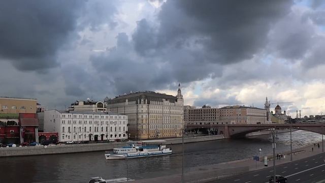 МОСКВА: Парящий мост - интересная инженерная конструкция в центре Москвы! смотреть онлайн