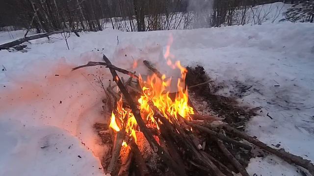 Костер зимой смотреть онлайн