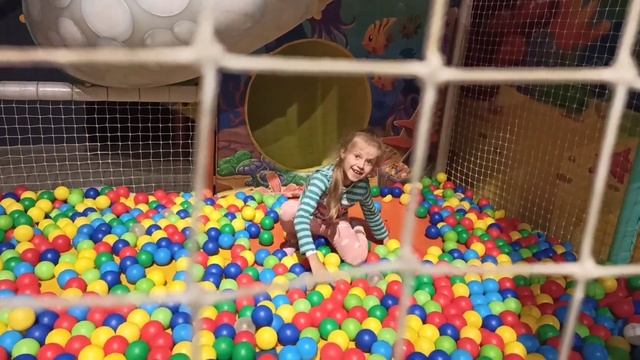 Волшебная миля СПб детский развлекательный центр в "Гранд Каньон" смотреть онлайн