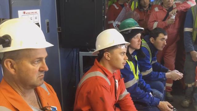 Копия видео "Сахалин , буровая установка "Сокол" Rig-270" смотреть онлайн