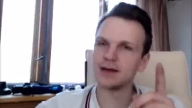 Ларин о Фрэнке Айеро смотреть онлайн