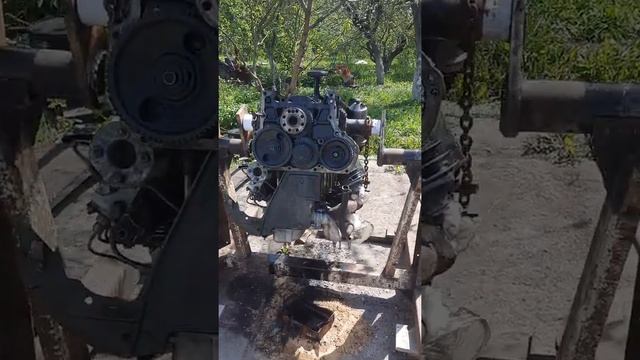 Самодельный стенд для ремонта двигателей грузовиков (кантователь,перевертыш). смотреть онлайн