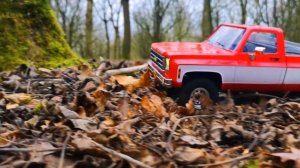 RC CRAWLING - {WORLDS BEST MINI RC CRAWLER} FMS CHEVROLET K10 1/18TH SCALE {STOCK} FIRST TEST RUN