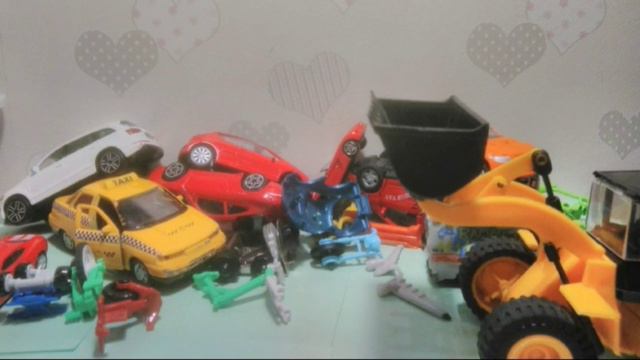 Инопланетяне. Часть 2. Мультик с куклами лол. смотреть онлайн