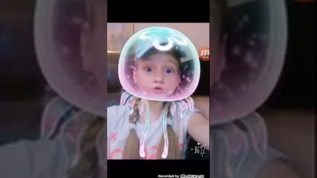 Что в моём телефоне ??? Я показала свои фотки смотреть онлайн