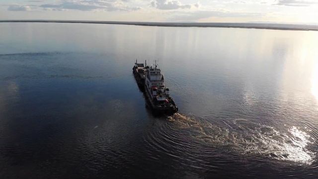 Паром Салехард - Лабытнанги через реку Обь | Салехард | Ямал смотреть онлайн