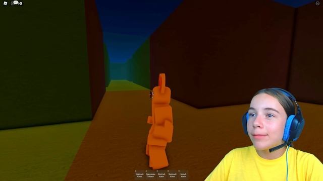 ПОБЕГ ОТ ОГРОМНОЙ КОШКИ в ROBLOX! смотреть онлайн