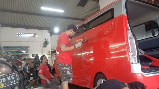 Tehnik cepat pemasangan bahan oracal 651 kwalitas branding смотреть онлайн