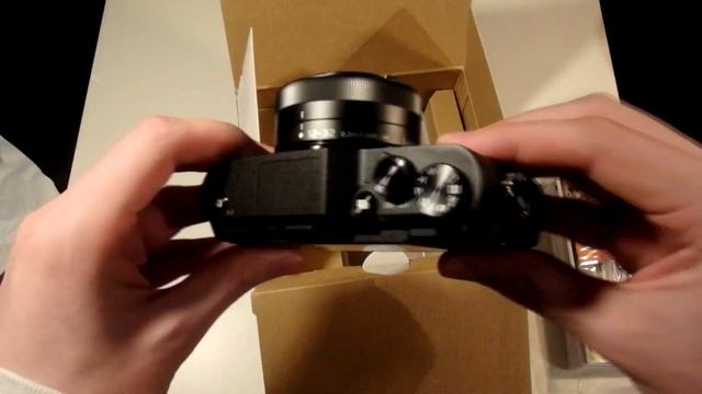 Panasonic Lumix GX800 4K Camera Unboxing смотреть онлайн