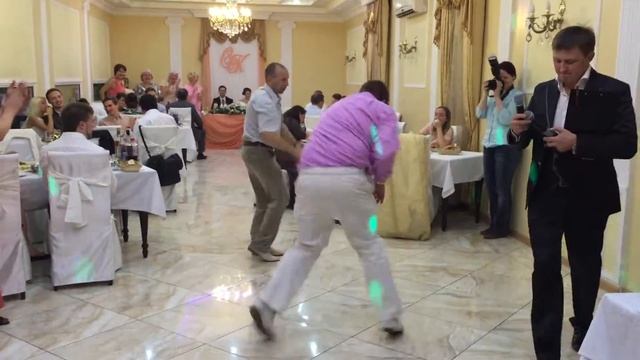 Король танцпола! Танцы! Отжиг! смотреть онлайн