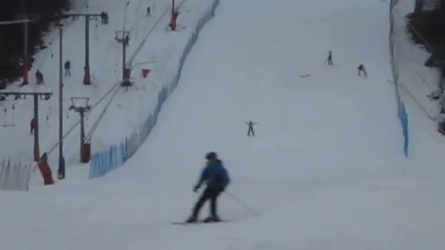 Спуск с горы смотреть онлайн