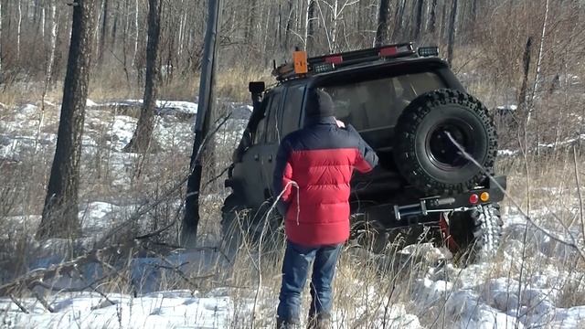 Как едут авто за миллион в лесу... (LX470, TLC100, Hummer H3, Pajero Sport, Escudo, Safari, Surf) смотреть онлайн