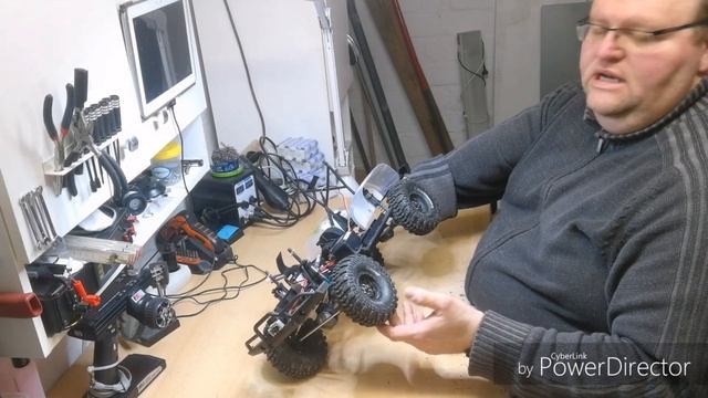 Reely Free Men копия второго Аксиала SCX10 2 смотреть онлайн
