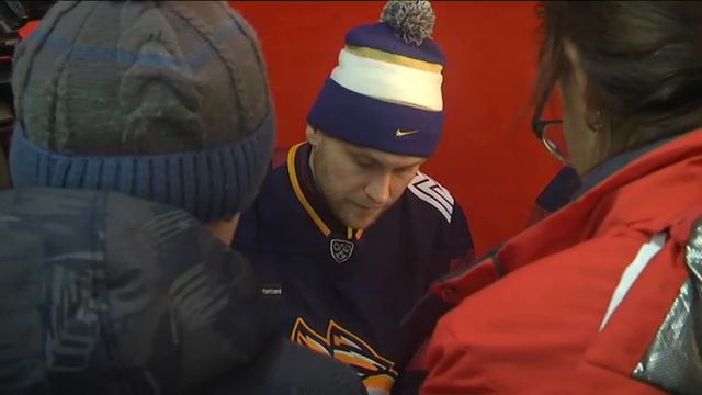 Автограф-сессия игроков 