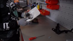 Переодеваем GR7 в черный цвет - замена пластика, фары и сидения