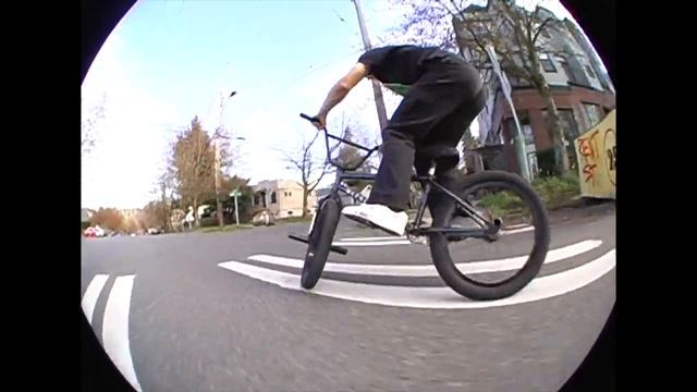 RILEY SMITH - Wethepeople BMX смотреть онлайн